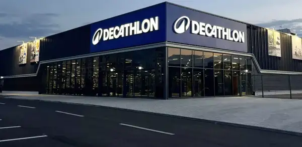 Decathlon.ro: Implementarea unei Strategii de Local SEO pentru 30+ Locatii